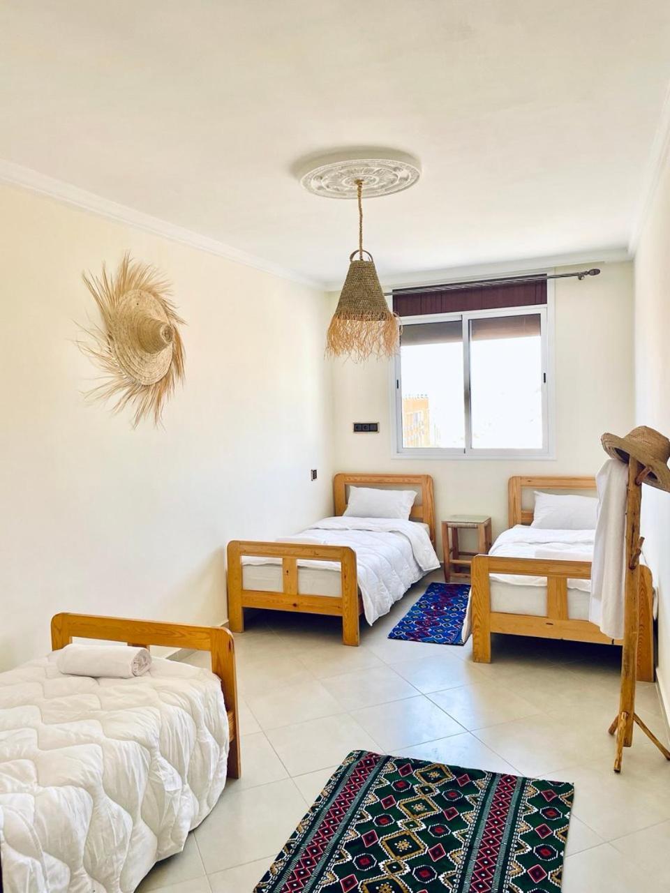 Waveside Hostel Tamraght Buitenkant foto