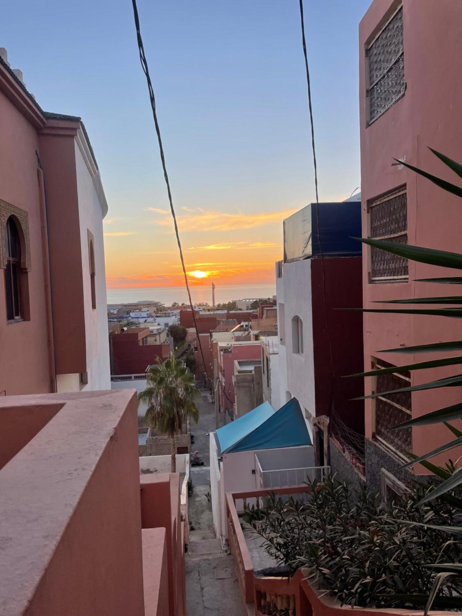 Waveside Hostel Tamraght Buitenkant foto
